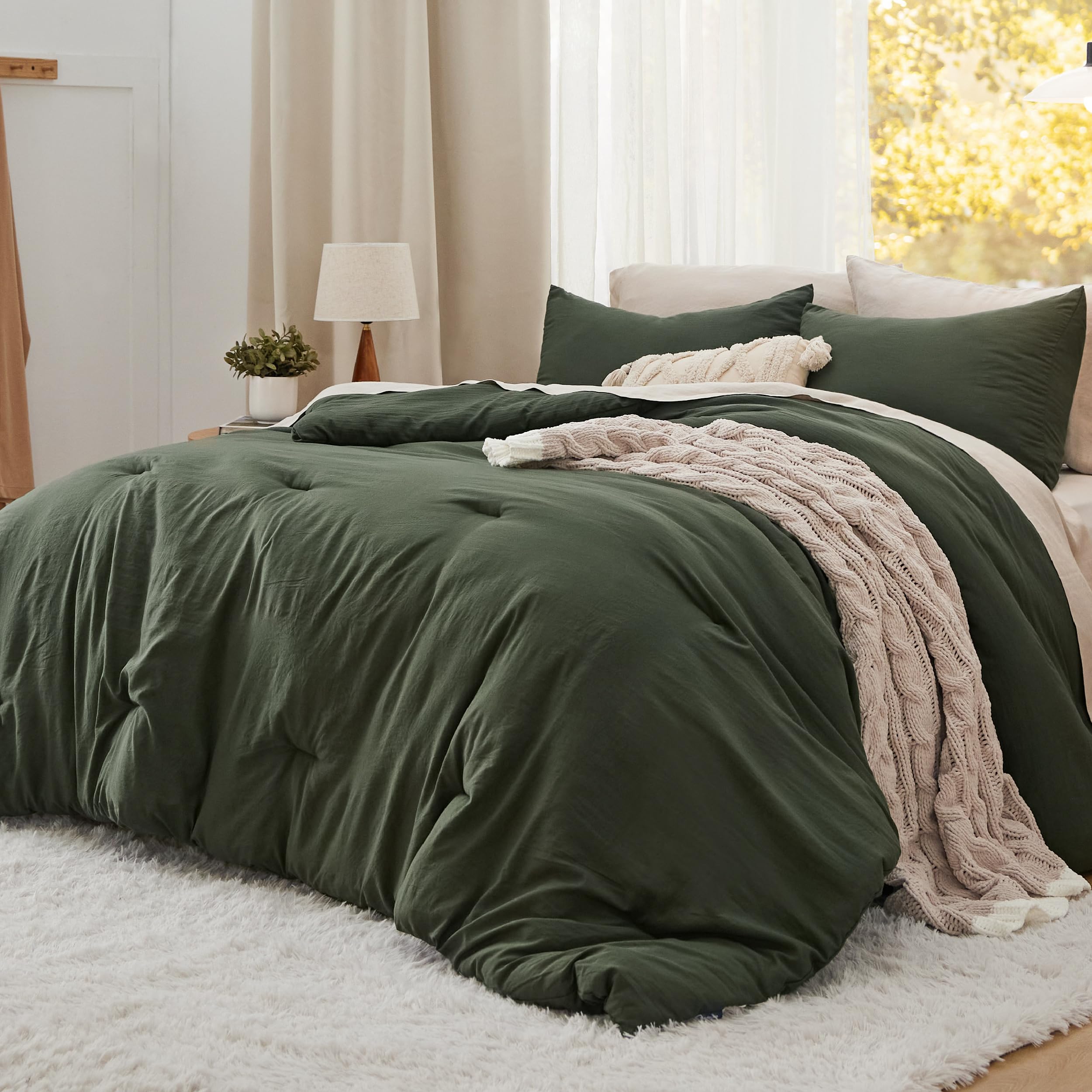 Bedsure dark green comforter close-up fabric highlights soft cotton-like texture