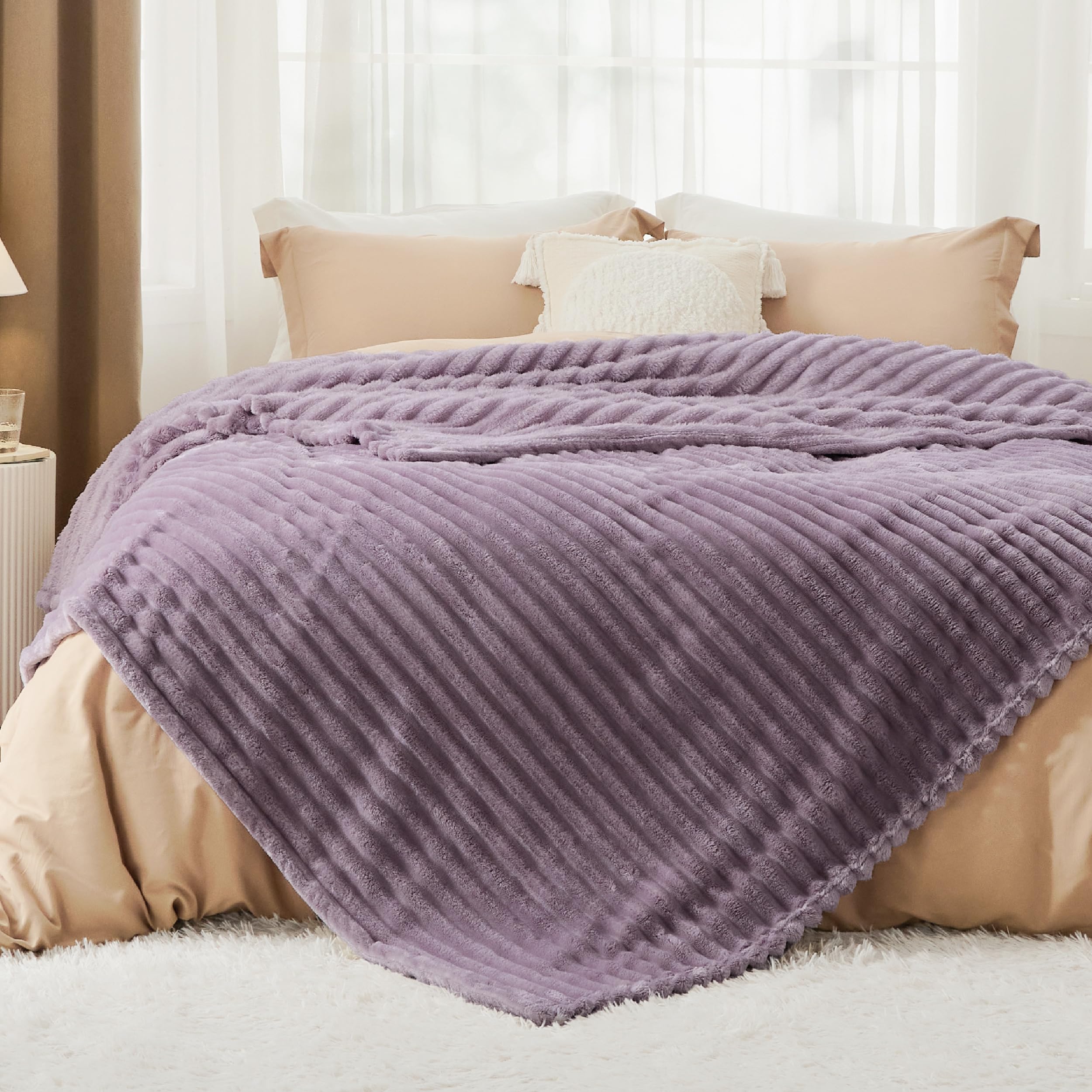 Bedsure GentleSoft blanket close-up highlights plush stripes and soft texture.