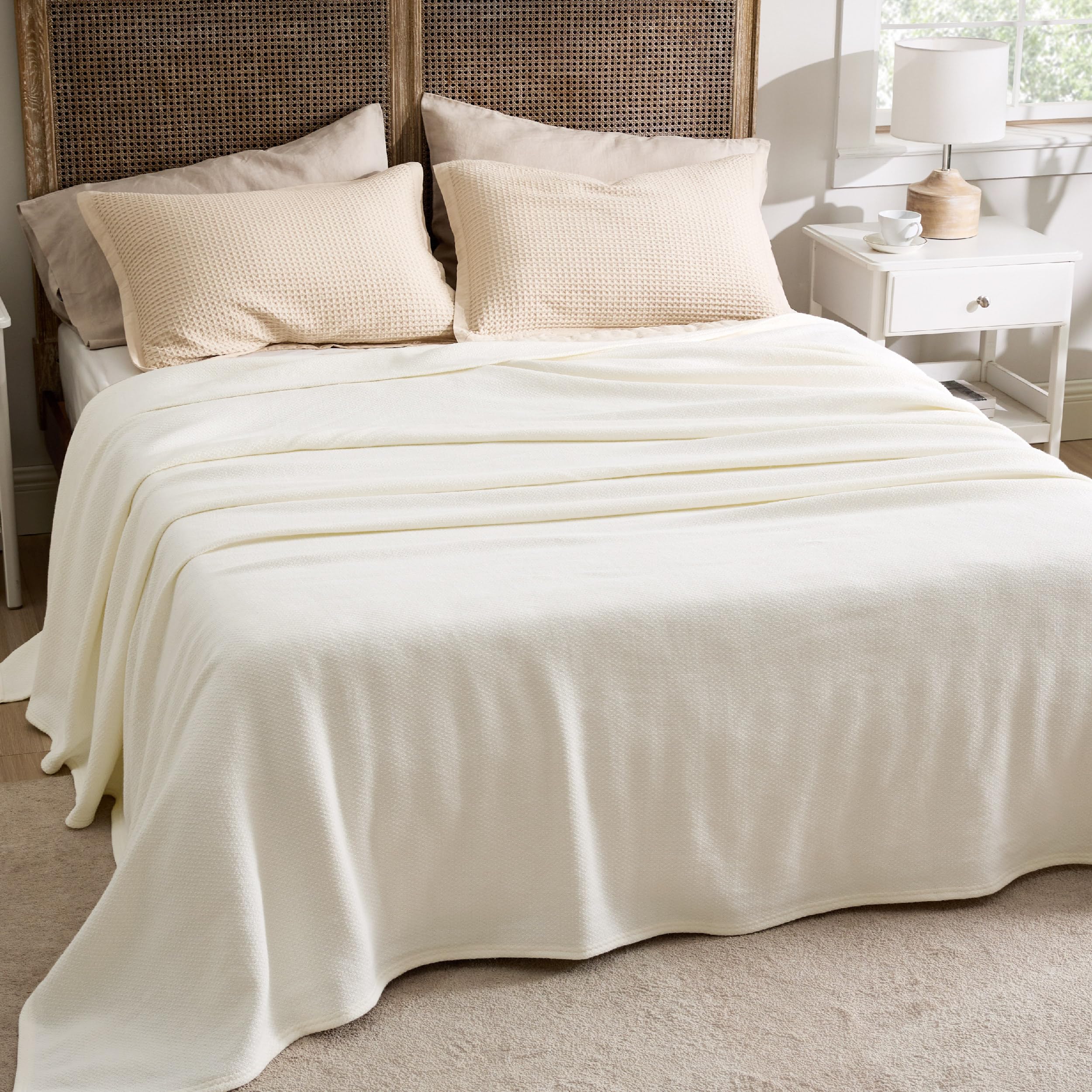 Bedsure GentleSoft texture close-up emphasizing durable 100% cotton fibers.