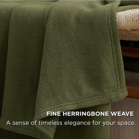 Bedsure GentleSoft twin-xl size provides extra coverage for taller beds and dorm setups.
