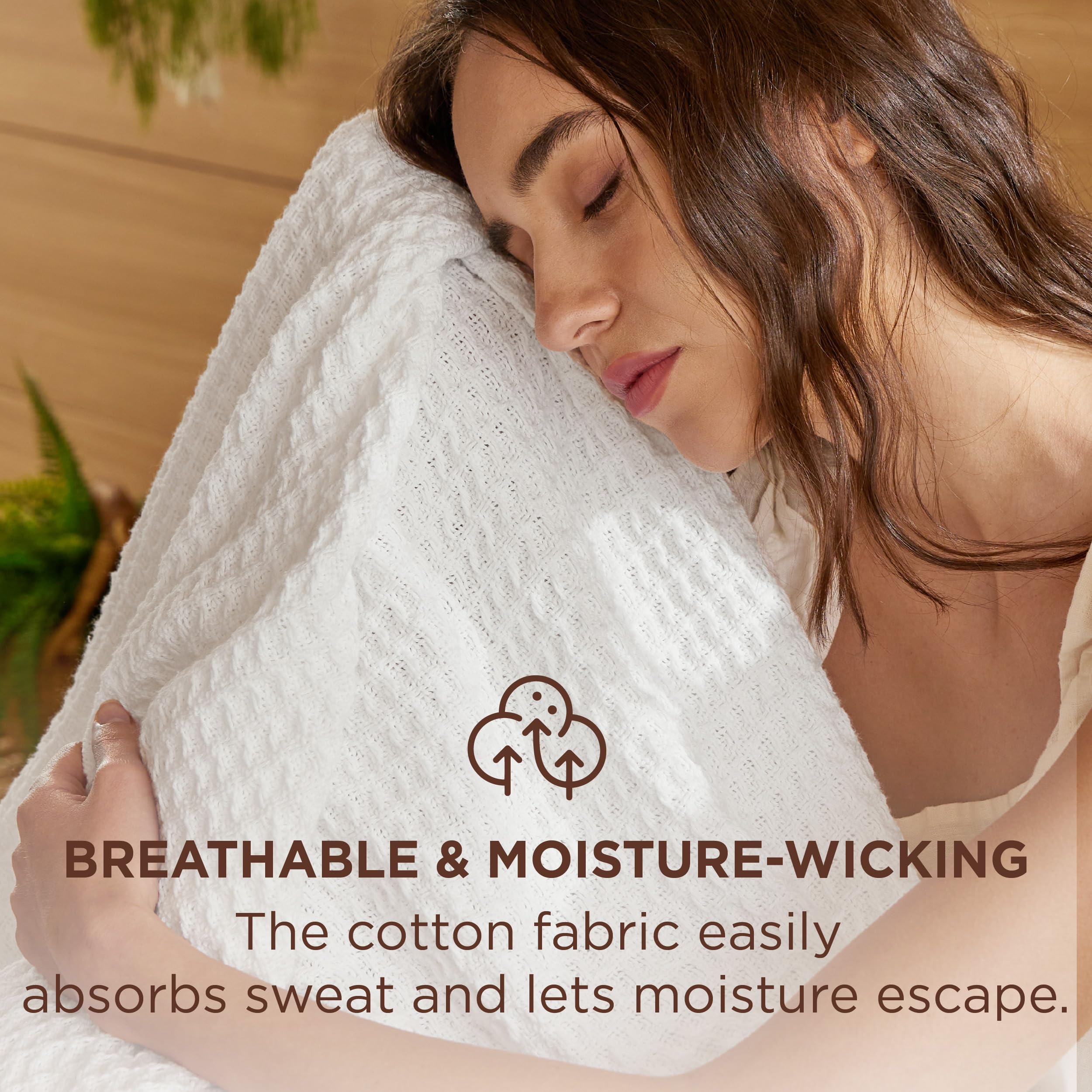Bedsure Gentlesoft blanket folded in gift-ready packaging