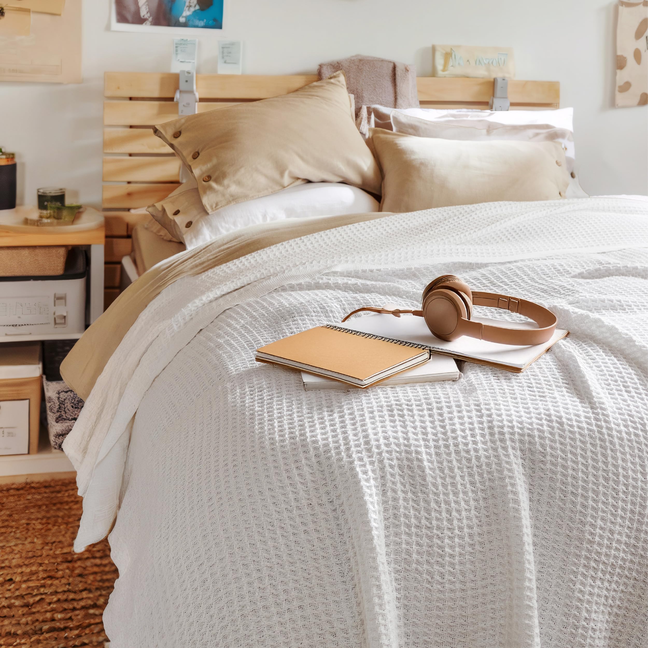 Bedsure Gentlesoft waffle detail adds three-dimensional texture