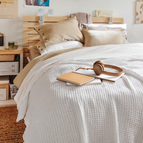 Bedsure Gentlesoft waffle detail adds three-dimensional texture