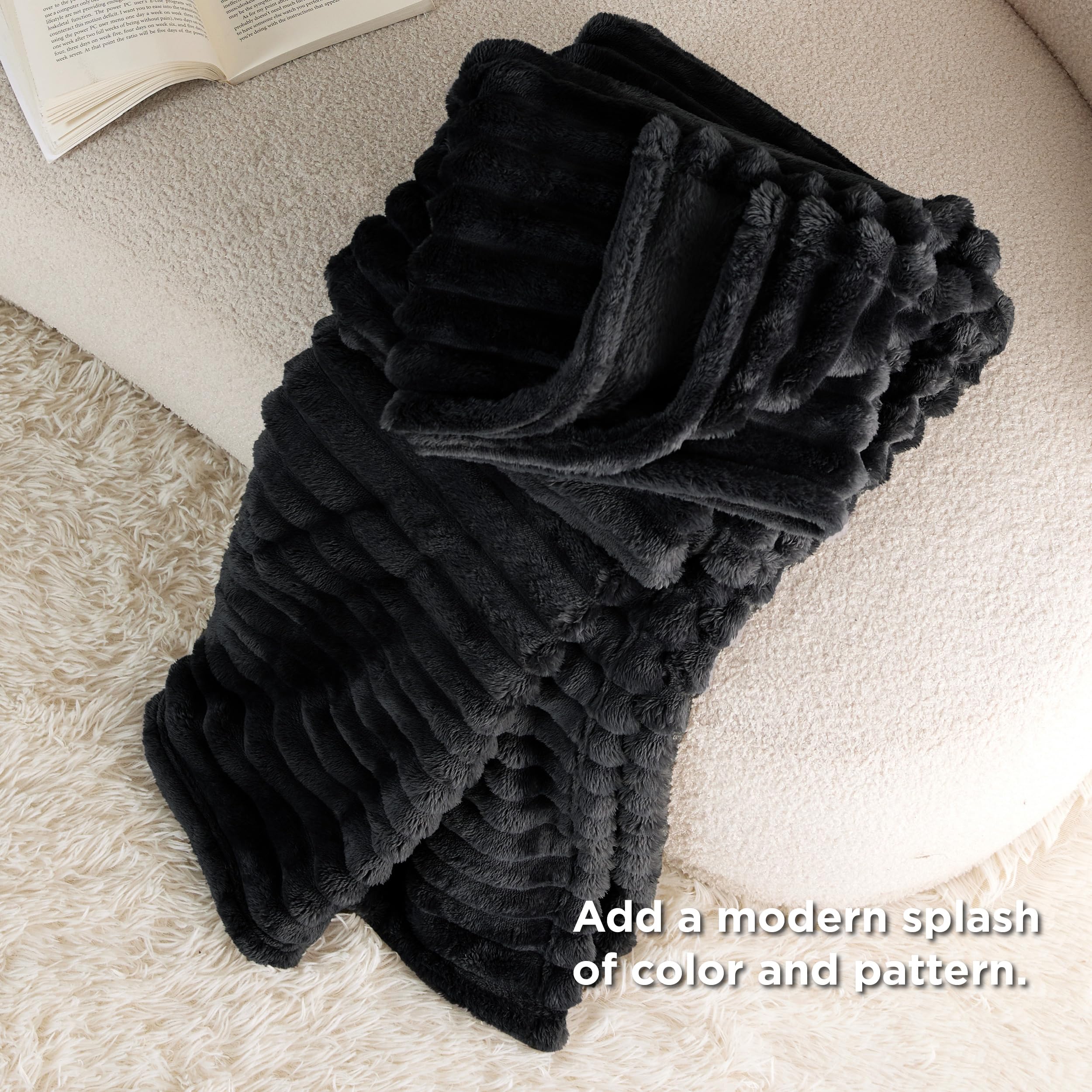 Bedsure GentleSoft color retention dyeing keeps blanket vibrant after washing