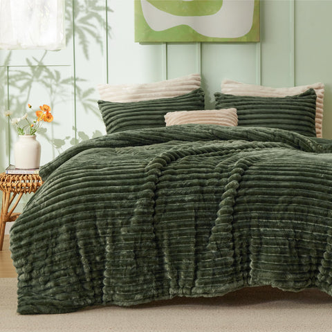 Bedsure GentleSoft flannel comforter queen offers soft warmth for winter nights.