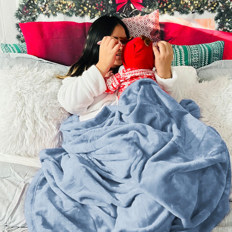 Bedsure GentleSoft packaging signals gift-ready cocoon of comfort.