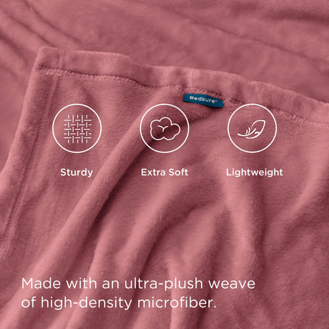 Close-up of Bedsure GentleSoft fleece blanket texture and soft microfiber fibers.