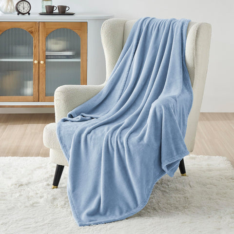 Bedsure GentleSoft close-up reveals ultra-soft fleece texture for comfort.