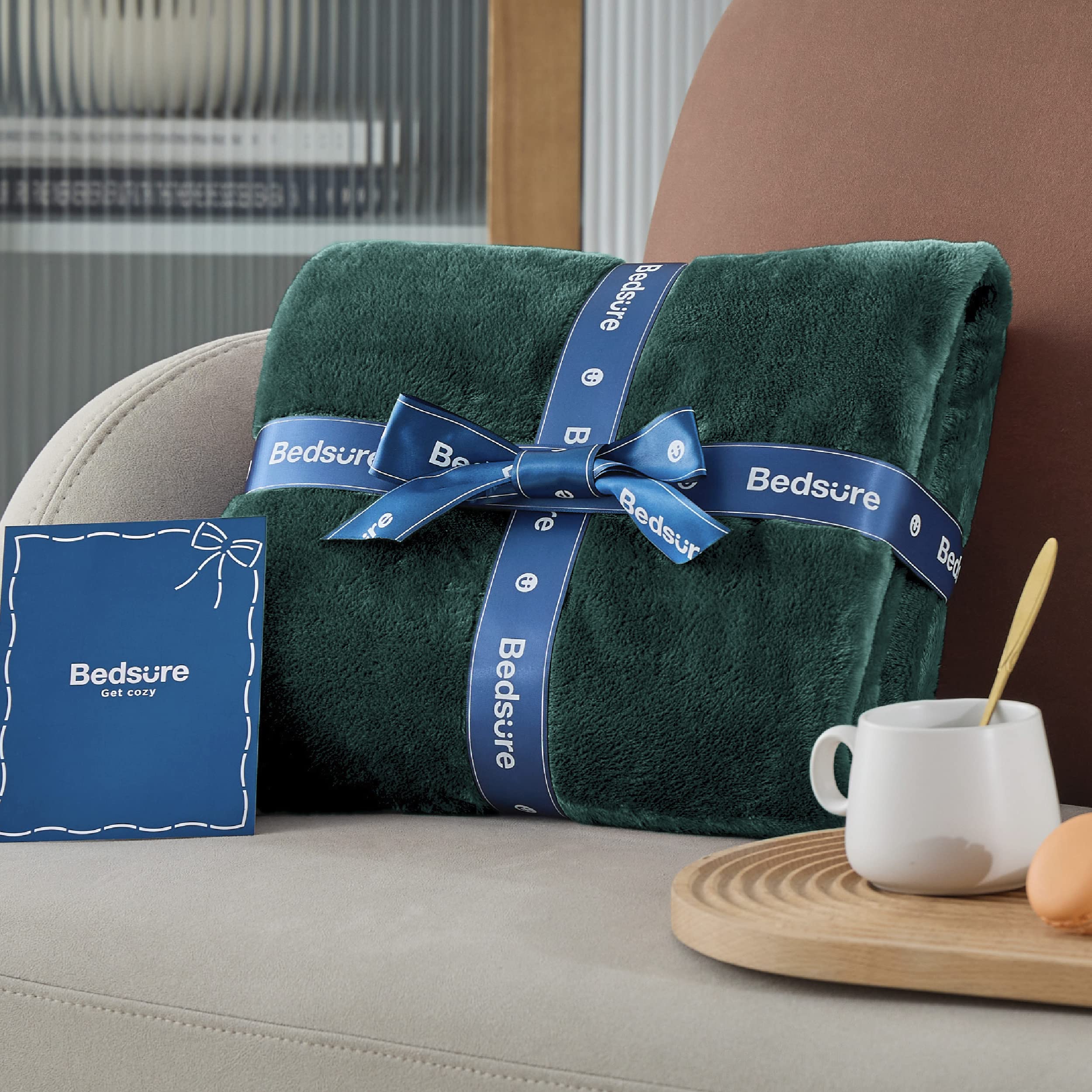 Bedsure GentleSoft blanket with pets for cuddly comfort moments