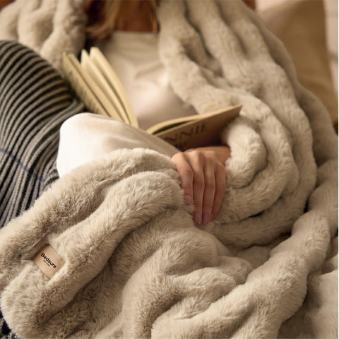 Bedsure GentleSoft couch side-fold invites relaxed lounging with extra warmth