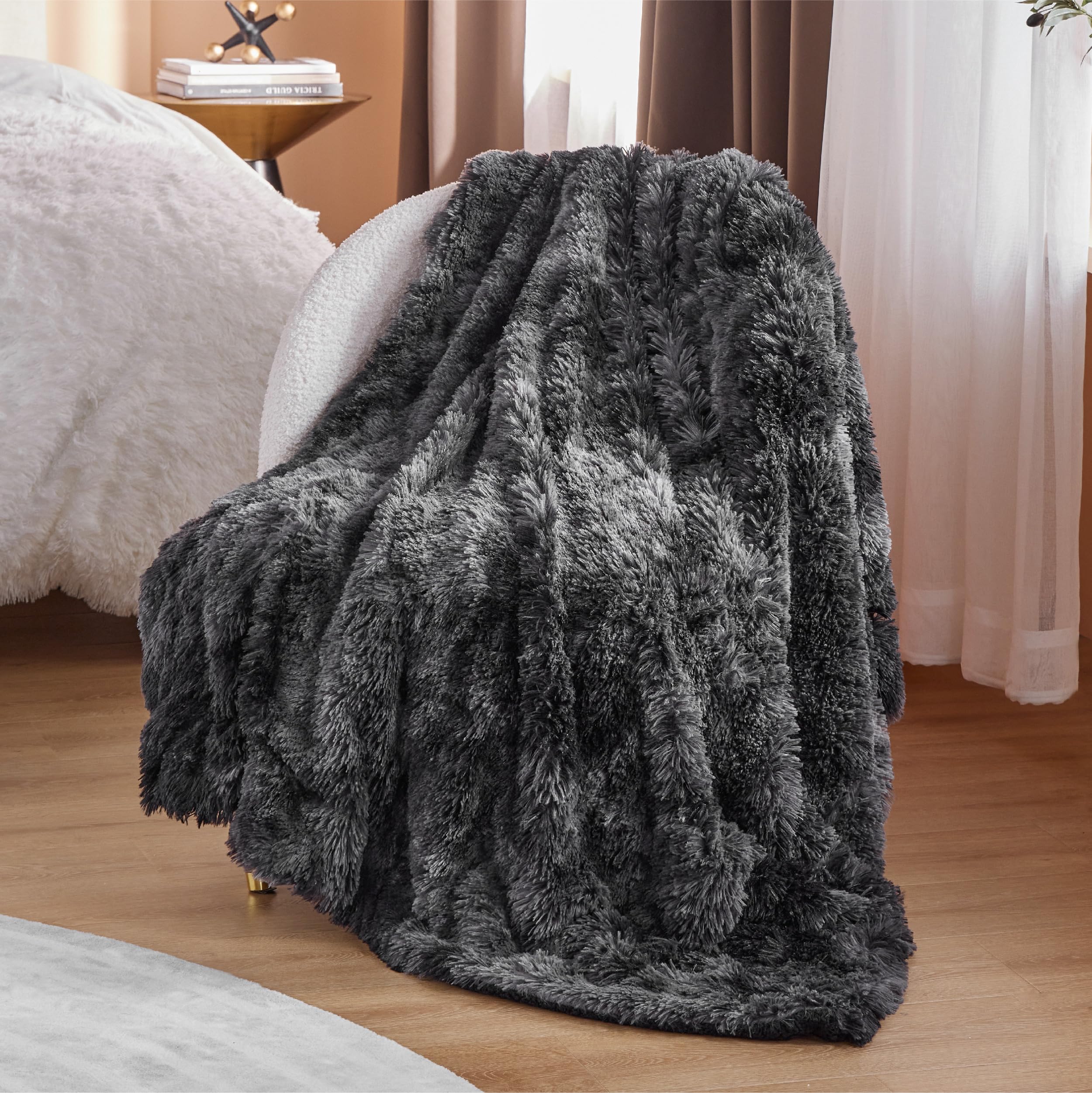Bedsure GentleSoft blanket highlighting double sided softness for year round warmth