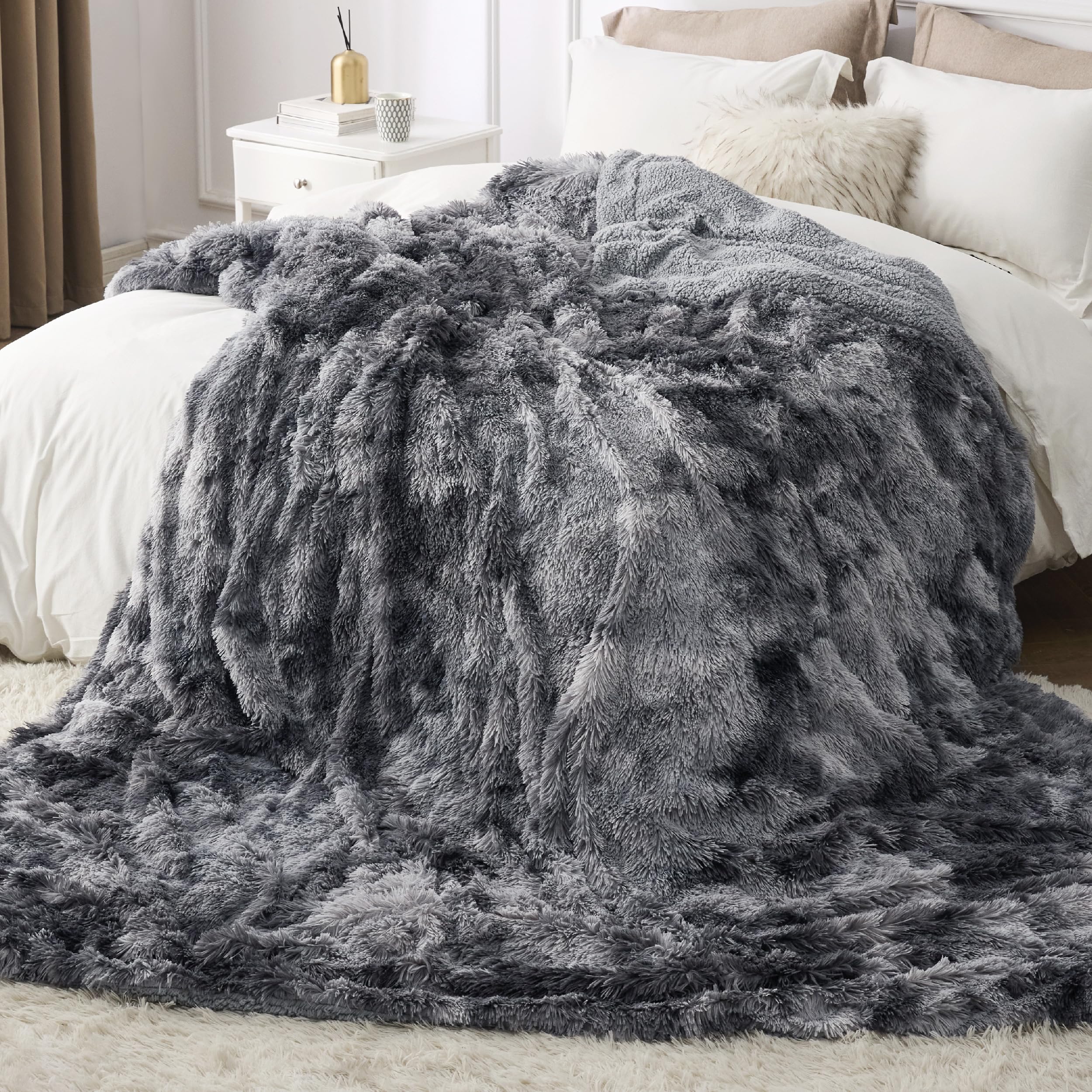Bedsure GentleSoft fluffy king blanket folded display emphasizes thickness and plush feel