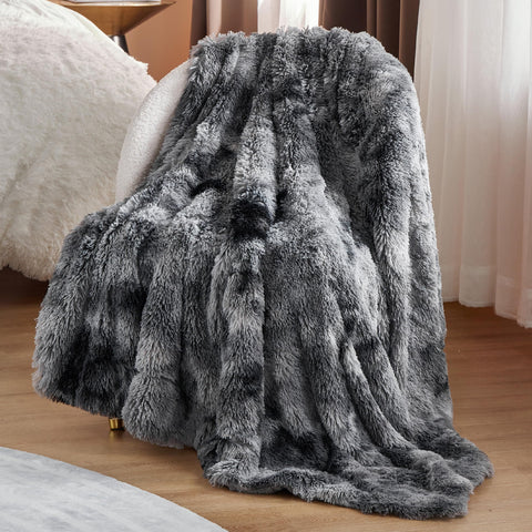 Bedsure GentleSoft blanket in care: ready for washing and maintenance.