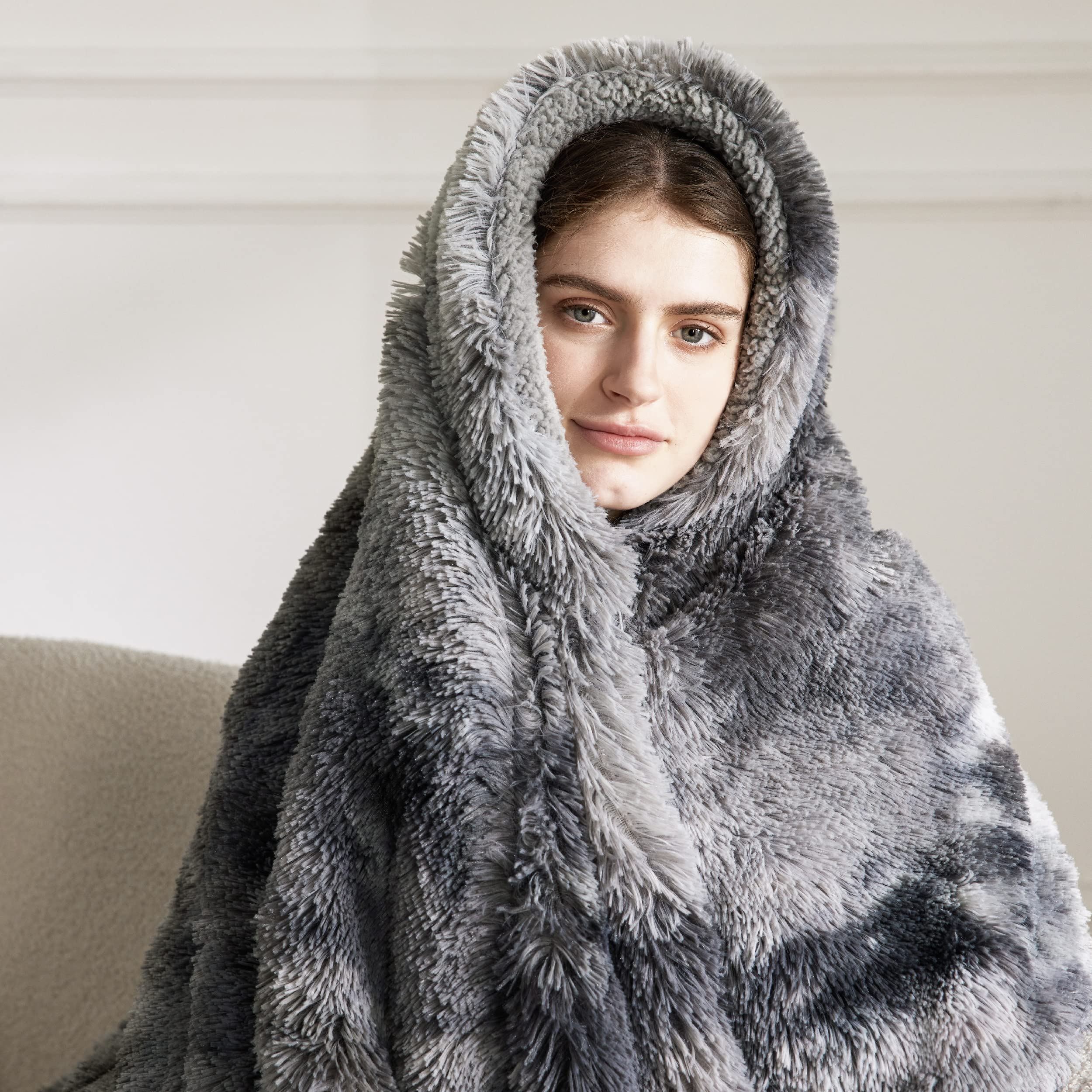 Bedsure GentleSoft blanket gift-wrapped, signaling thoughtful seasonal gifting.