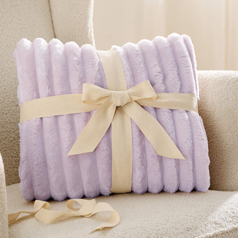 Bedsure GentleSoft gift-ready blanket suitable for cozy gifts