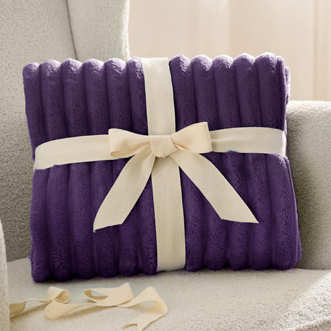 Bedsure GentleSoft purple fleece blanket color-fast dye after washing