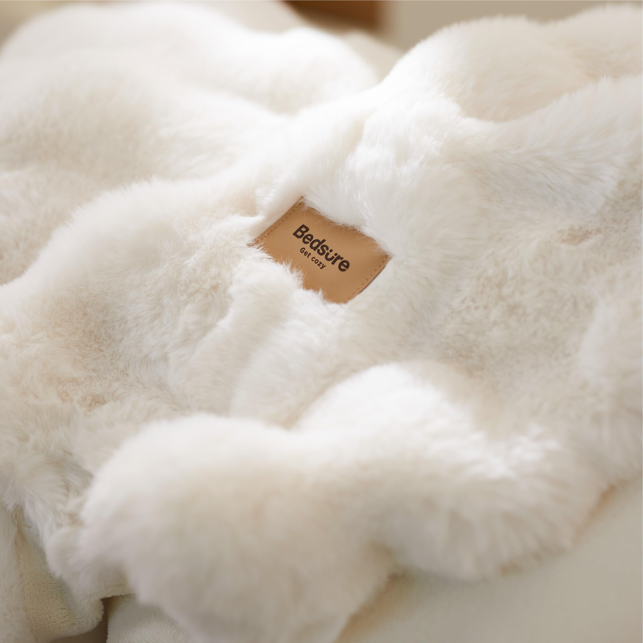 Bedsure GentleSoft spring decor adds a soft, elegant touch