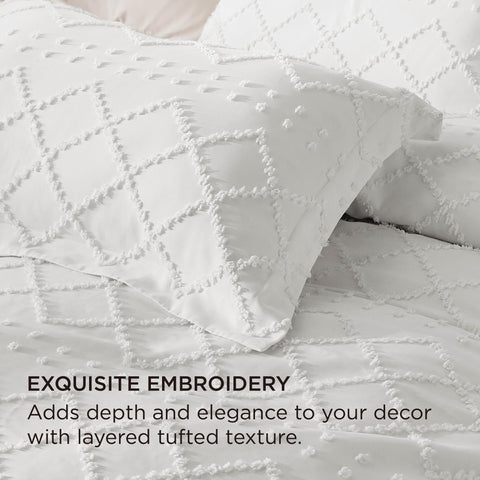 Bedsure geometric pattern close-up for boho elegance