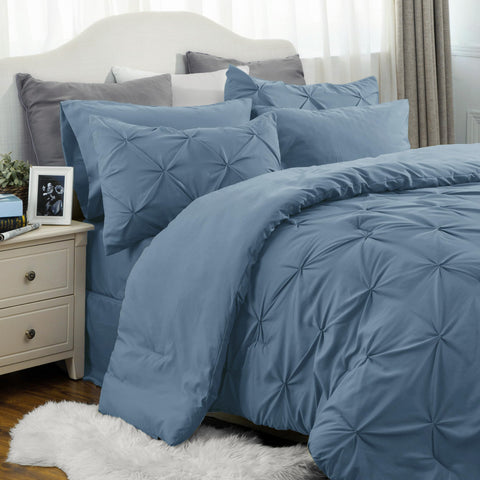 Bedsure geometric pattern enhances a modern bed ensemble.