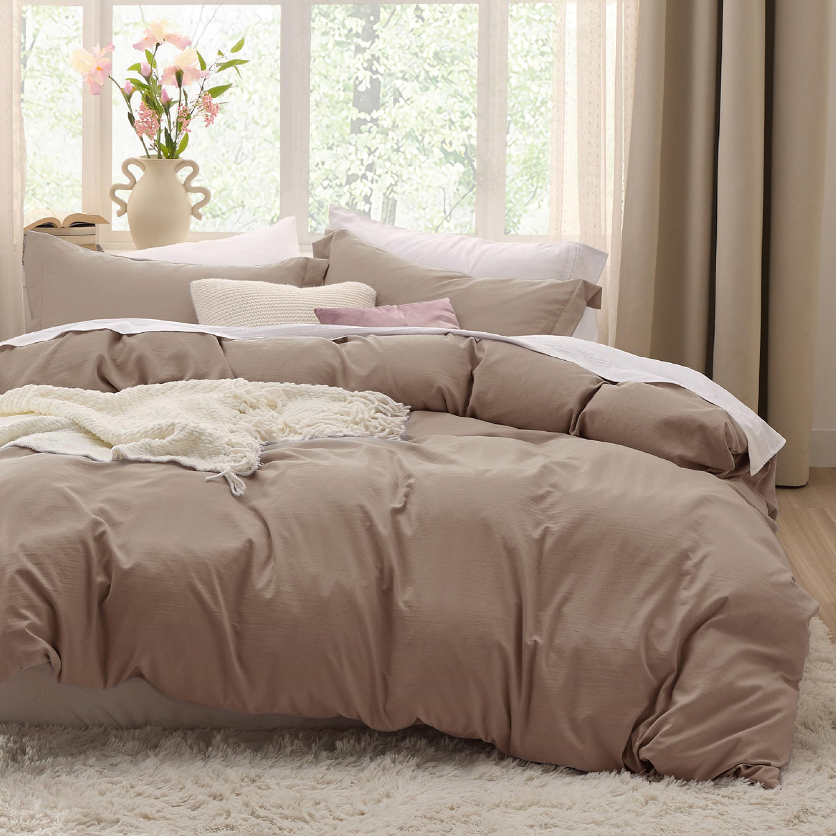 Bedsure khaki California King duvet cover 104x98 with soft microfiber for comfort.