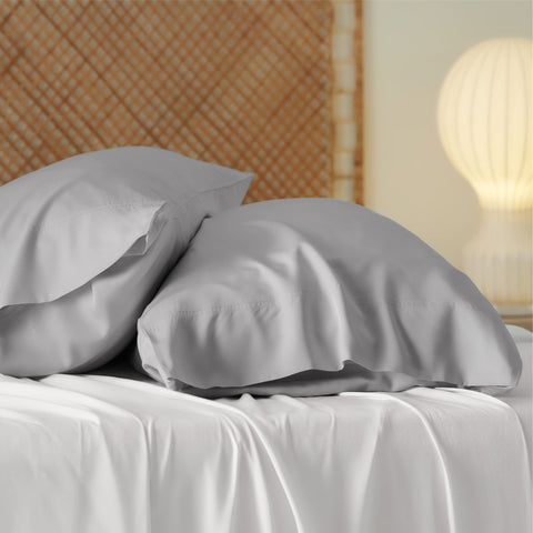 Bedsure silk-soft weave reduces friction on hair and skin