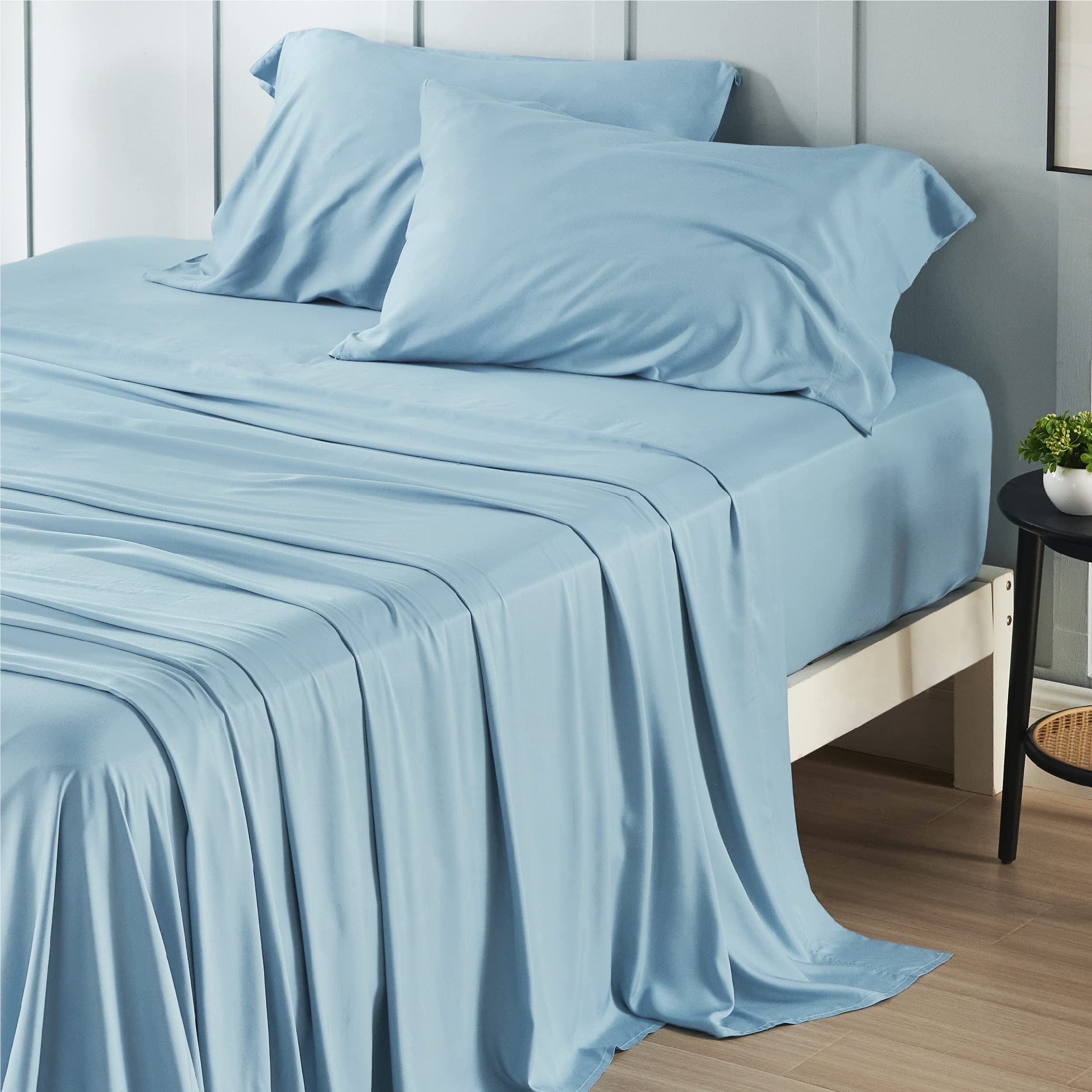 Bedsure king size aqua sheets on bed showing cooling comfort