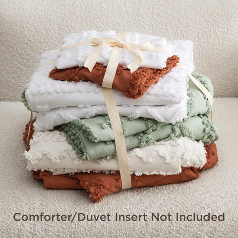 Bedsure king set includes duvet cover and two shams for a coordinated look.