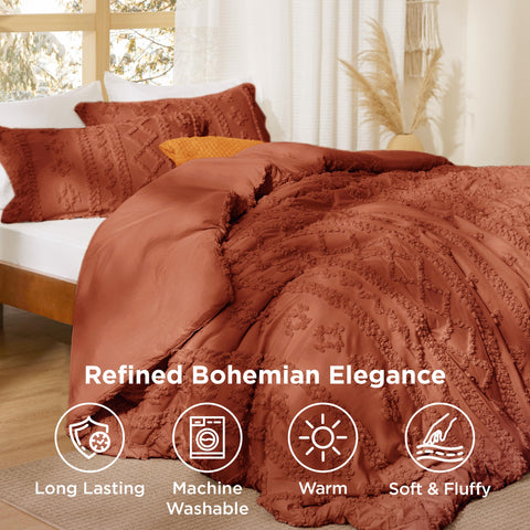 Bedsure lightweight warmth from polyester microfiber suits year-round use.