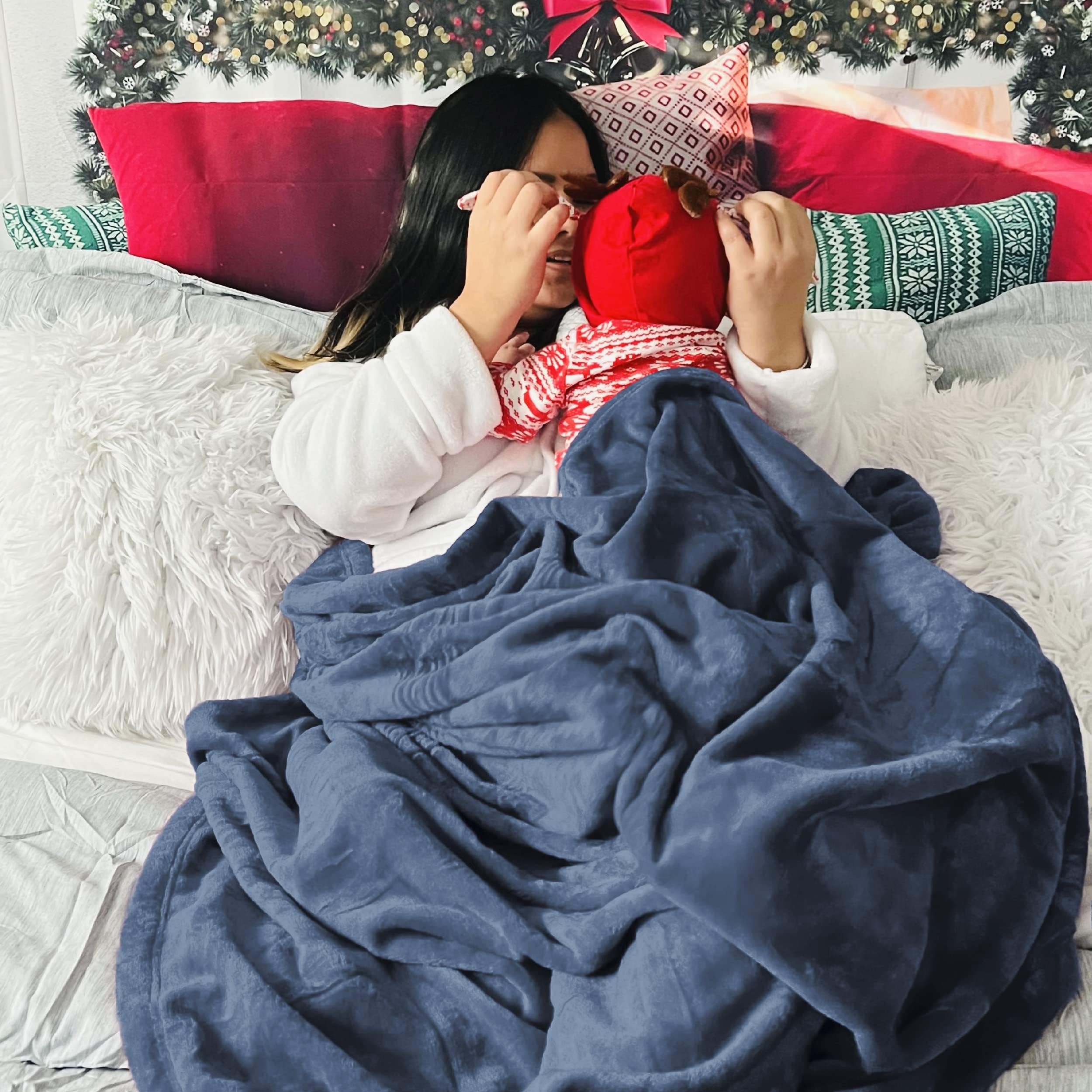Bedsure machine-washable blanket stays fluffy after cold wash.