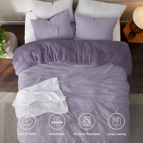 Bedsure machine-washable care image demonstrating easy cold wash