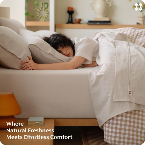 Bedsure machine-washable easy-care label denotes simple laundry routine.