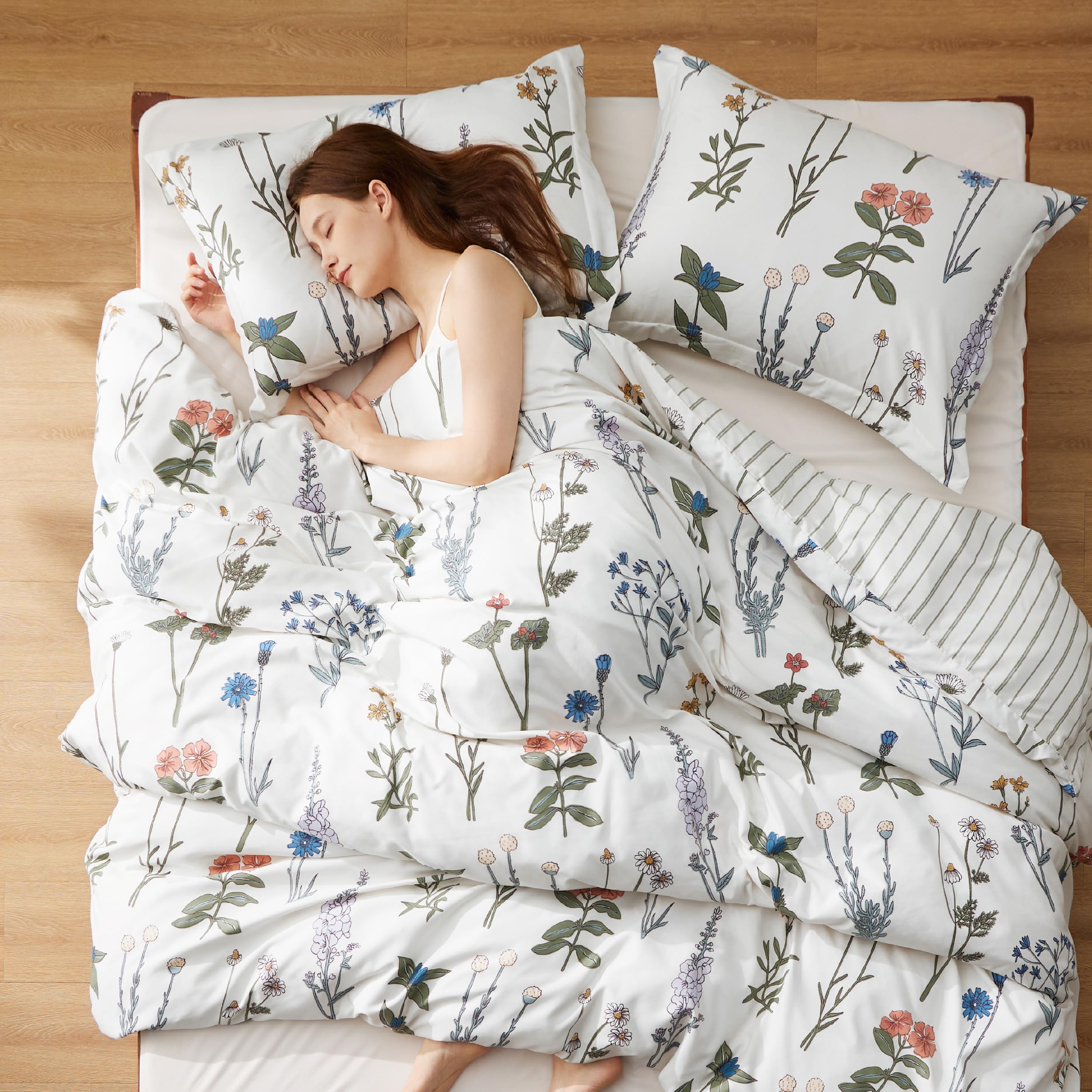 Bedsure microfiber softness feels plush on skin after a long day.