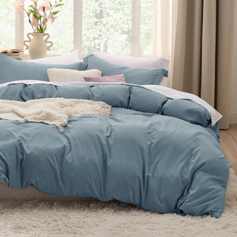 Bedsure Mineral Blue duvet cover king size with soft, smooth fabric for restful nights.