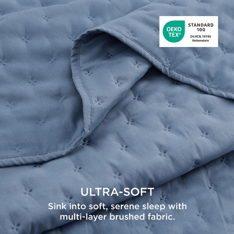Bedsure King Quilt embossed-pattern image adds coastal texture to decor.