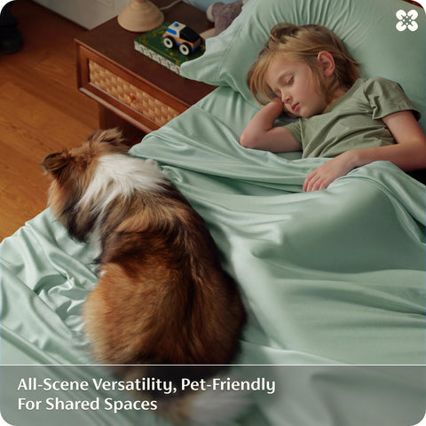 Bedsure OEKO-TEX certificate label highlights safe, chemical-free comfort.