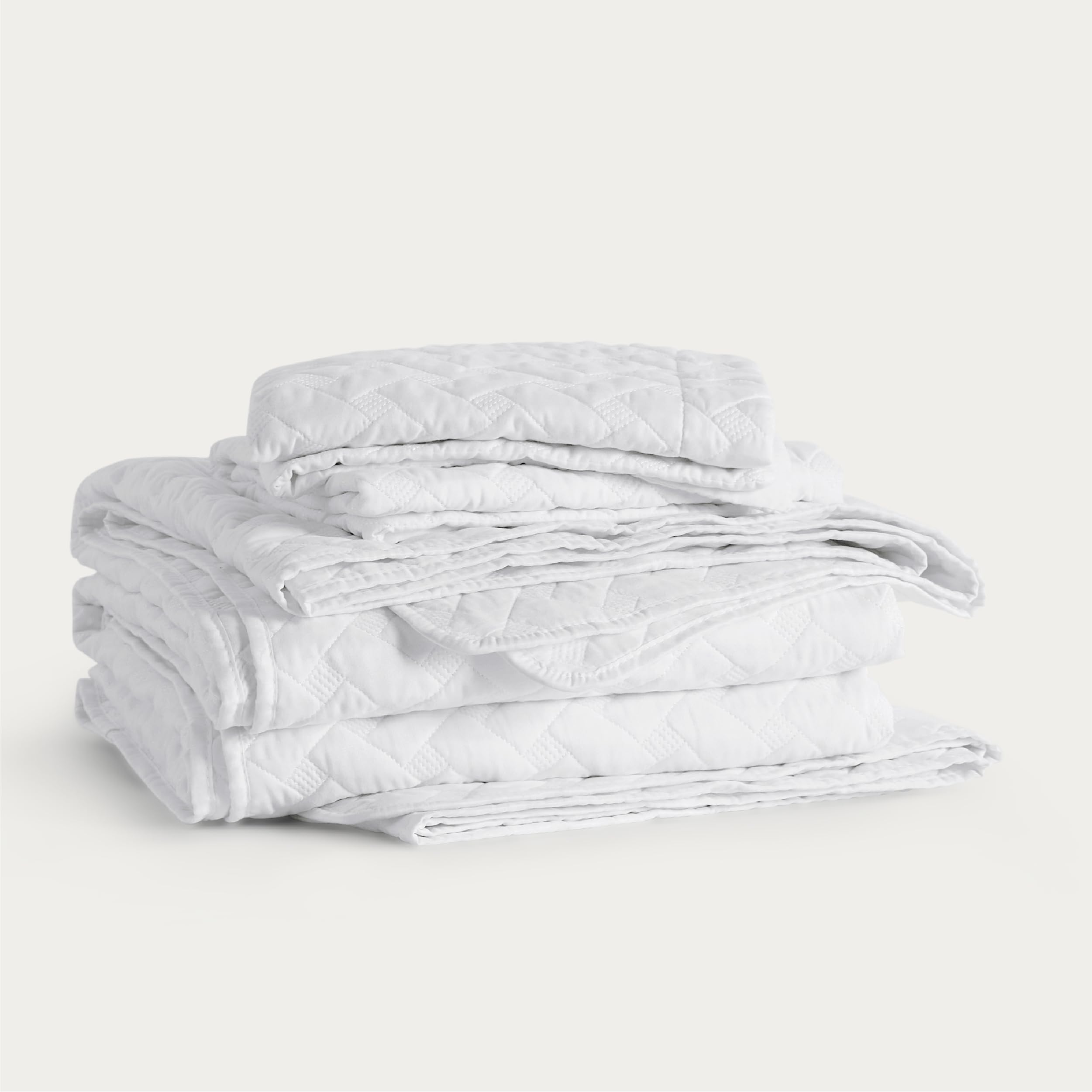 Bedsure OEKO-TEX certified quilt signals safety and quality.