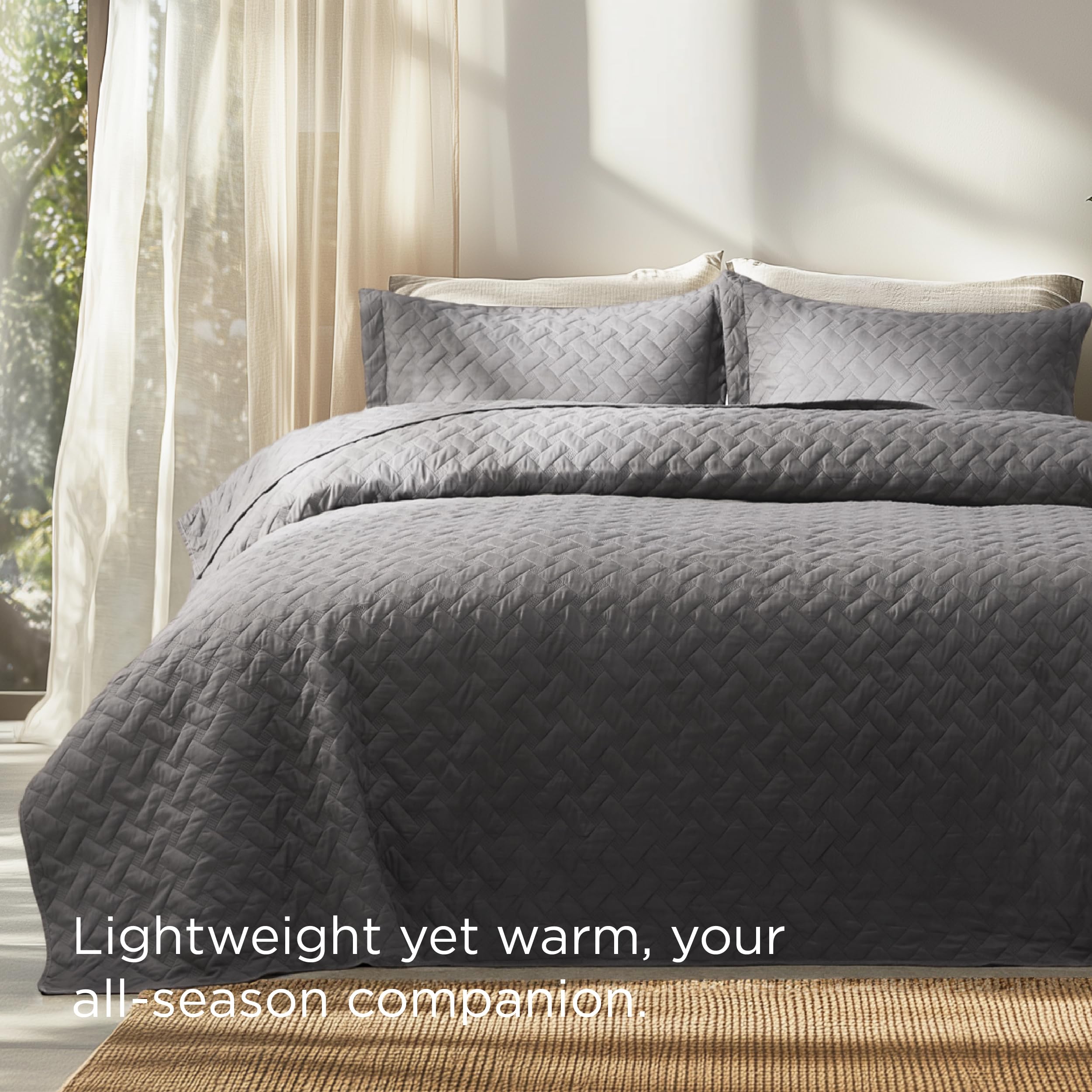Bedsure quilt texture feels soft and long-lasting against the skin