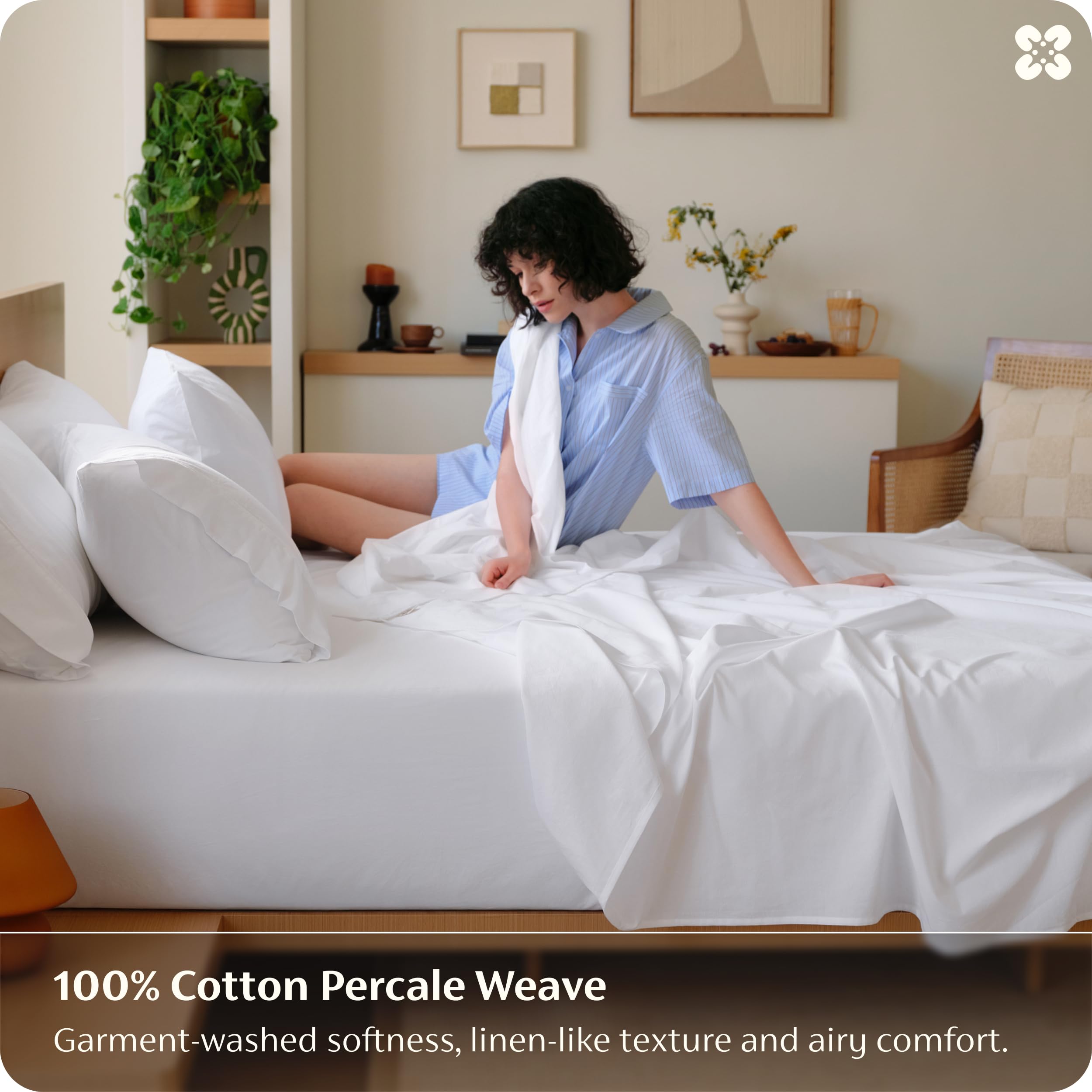 Bedsure queen pillowcase close-up shows smooth weave and easy care.