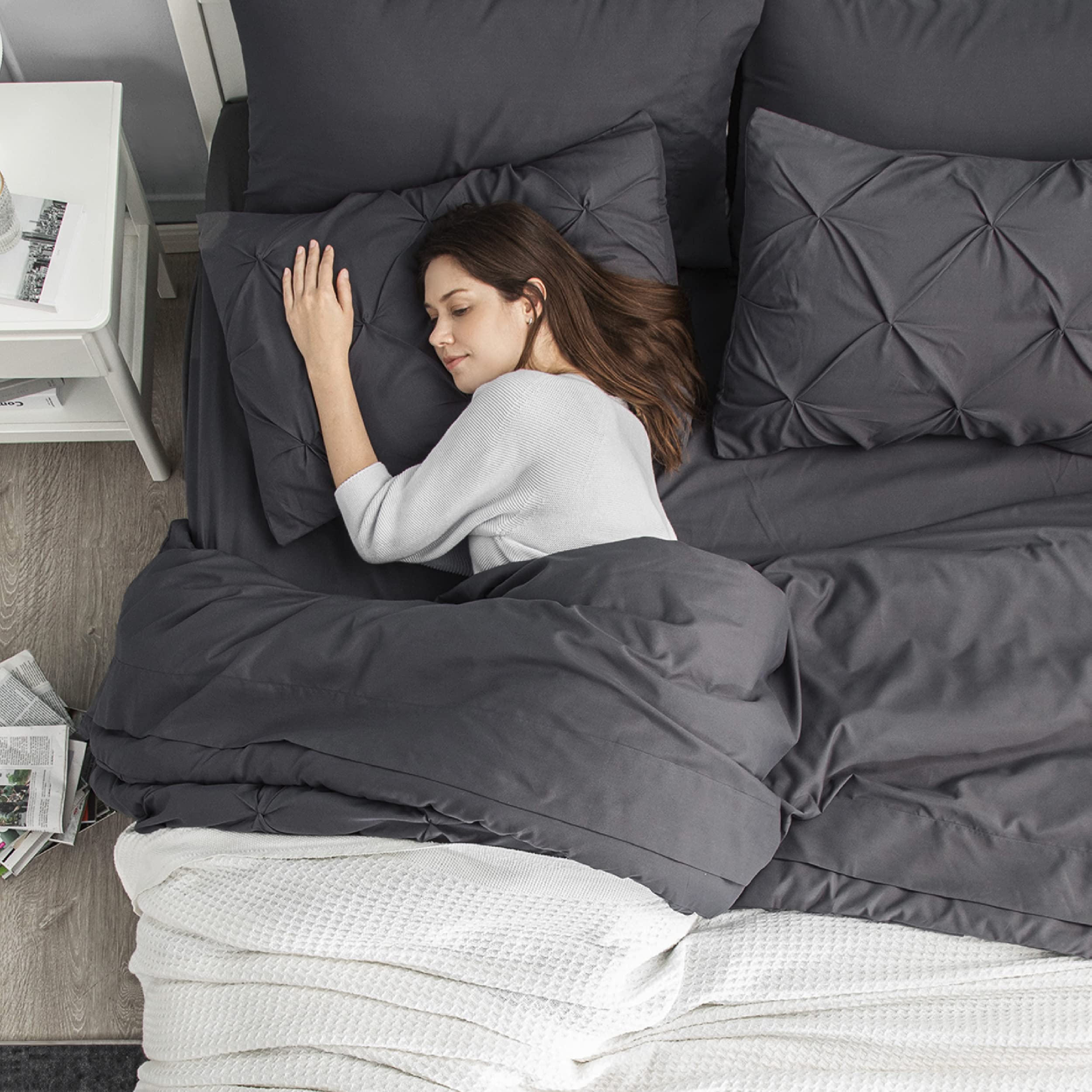 Bedsure pinch-pleat dark grey design adds elegant texture to the bedding.