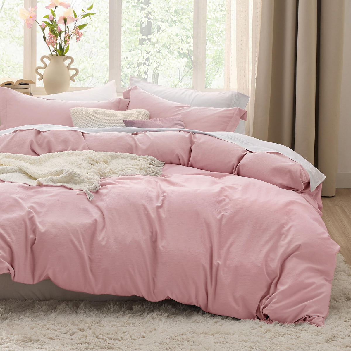 Bedsure pink duvet cover queen 90x90 setup shows soft, breathable fabric