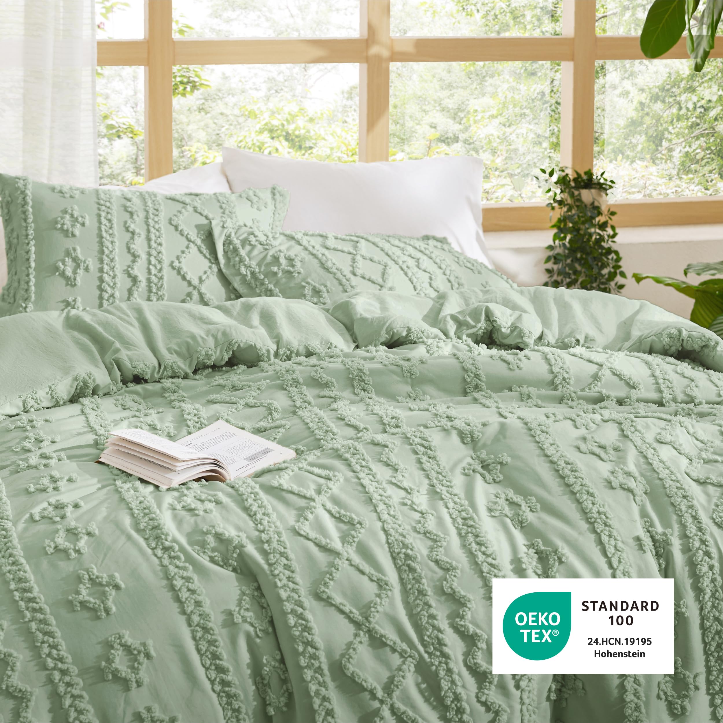 Bedsure queen comforter set size 90x90 inches for balanced bed layout