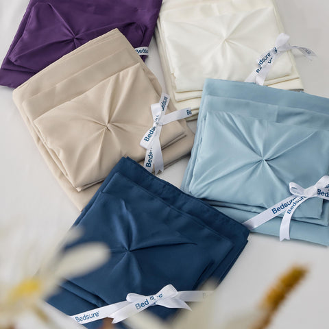 Bedsure queen set includes comforter, sheets, pillowcases, and shams for a full look.