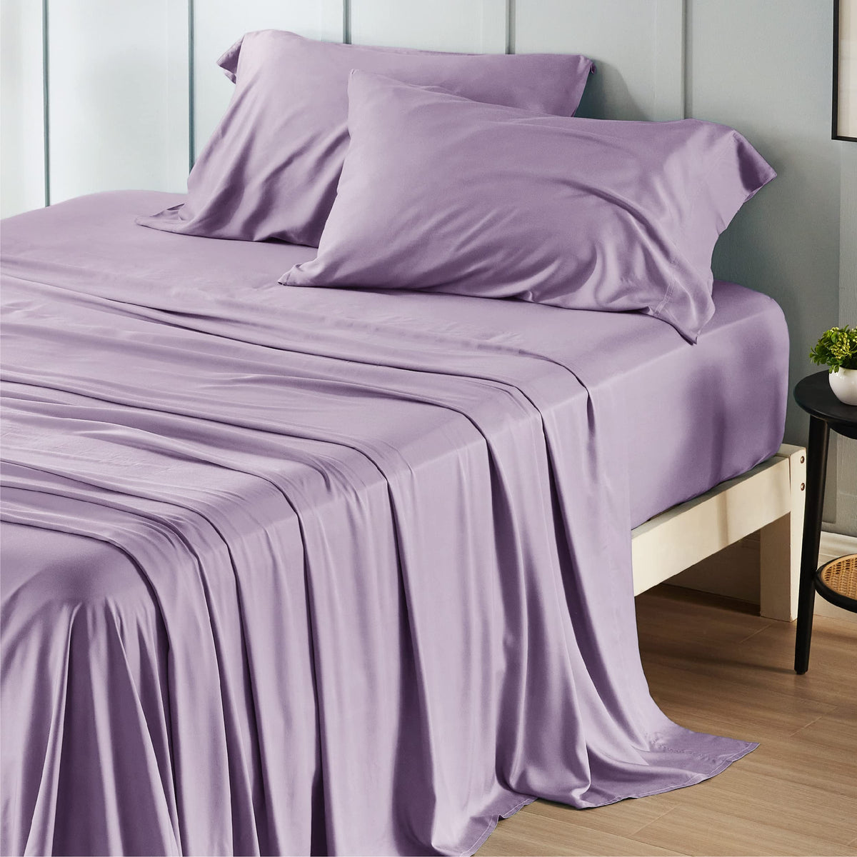 Bedsure queen sheet set bamboo rayon cooling close-up showing silky softness for hot sleepers.