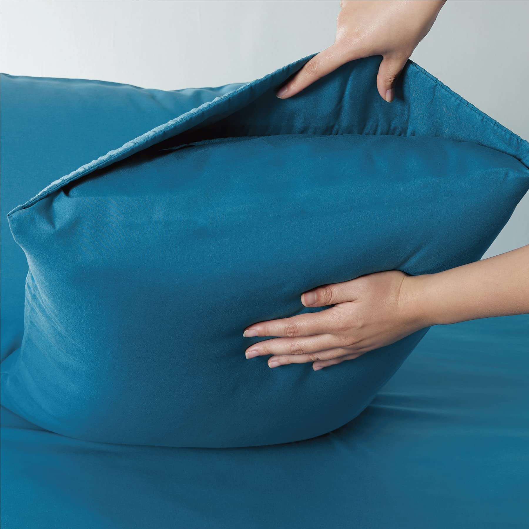 Bedsure fabric close-up highlighting soft brushed microfiber texture