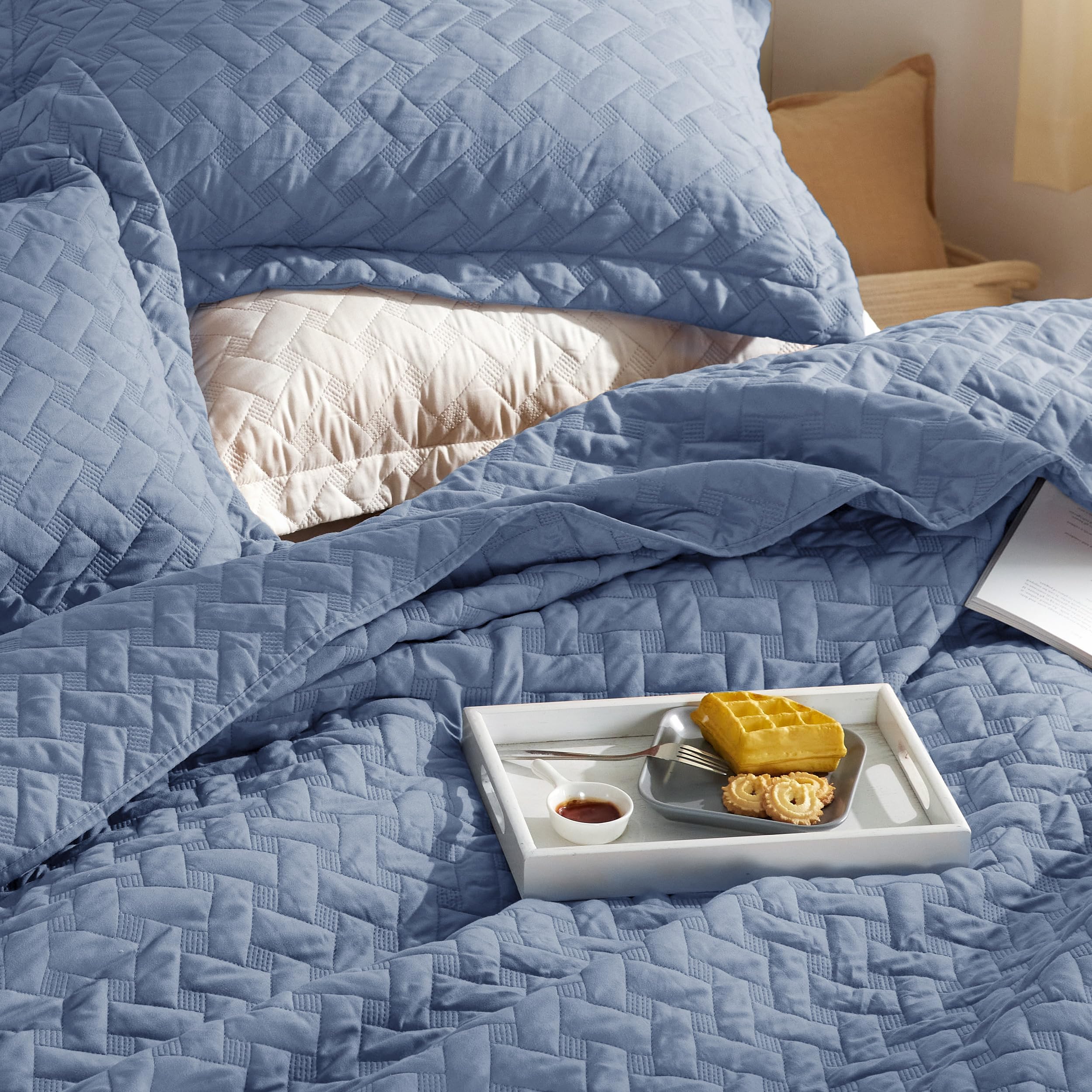 Close-up of Bedsure queen quilt showing soft brushed shell for a cozy feel