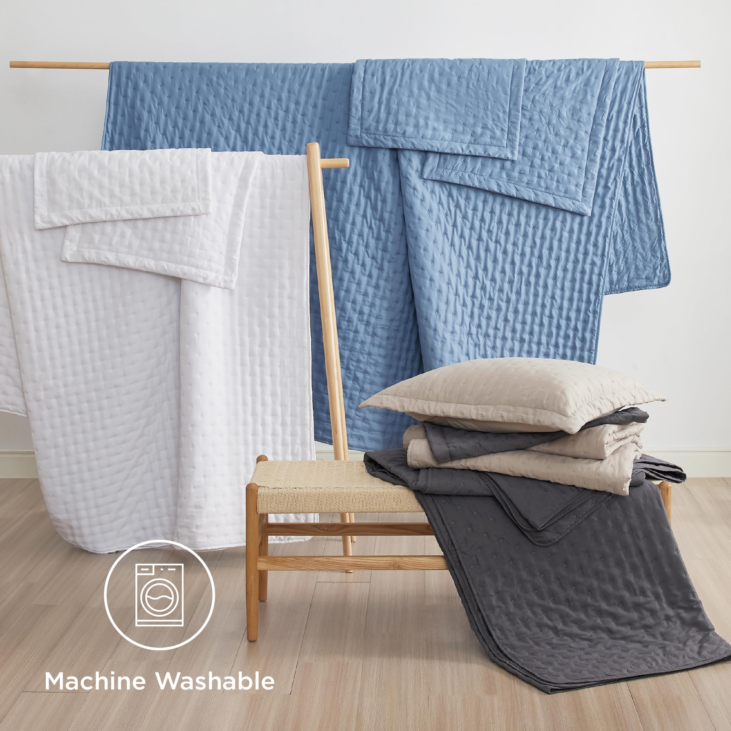 Bedsure quilt is machine washable for easy care