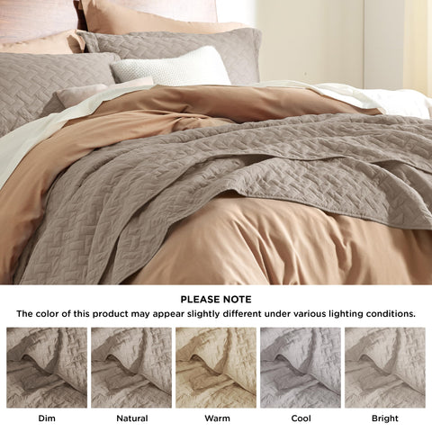 Bedsure quilt draped on a bed to show easy styling options