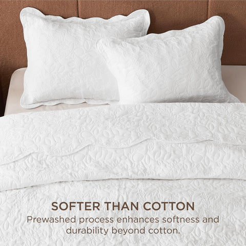 Bedsure quilt soft hand feel delivers plush comfort without rustling