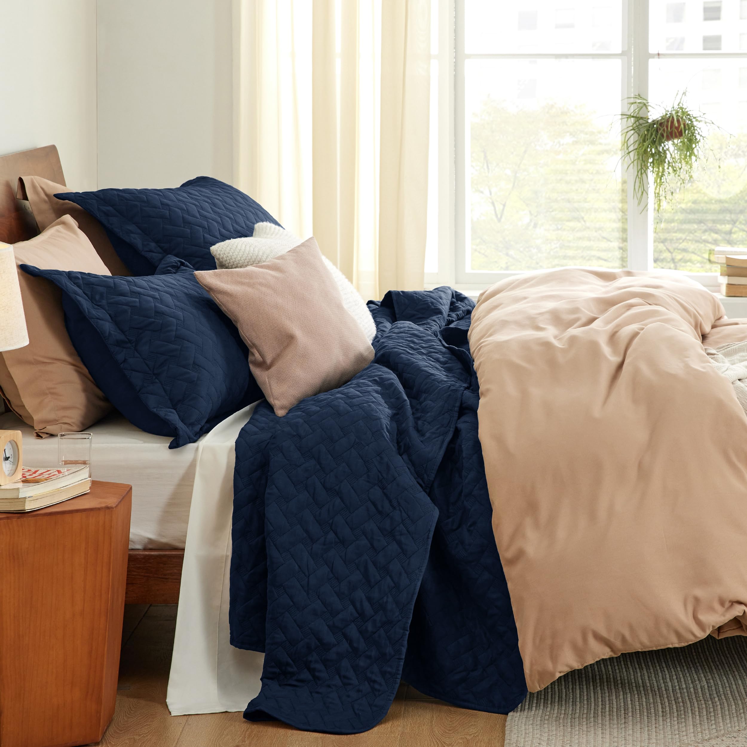 Bedsure brushed fabric delivers lasting softness without crinkles