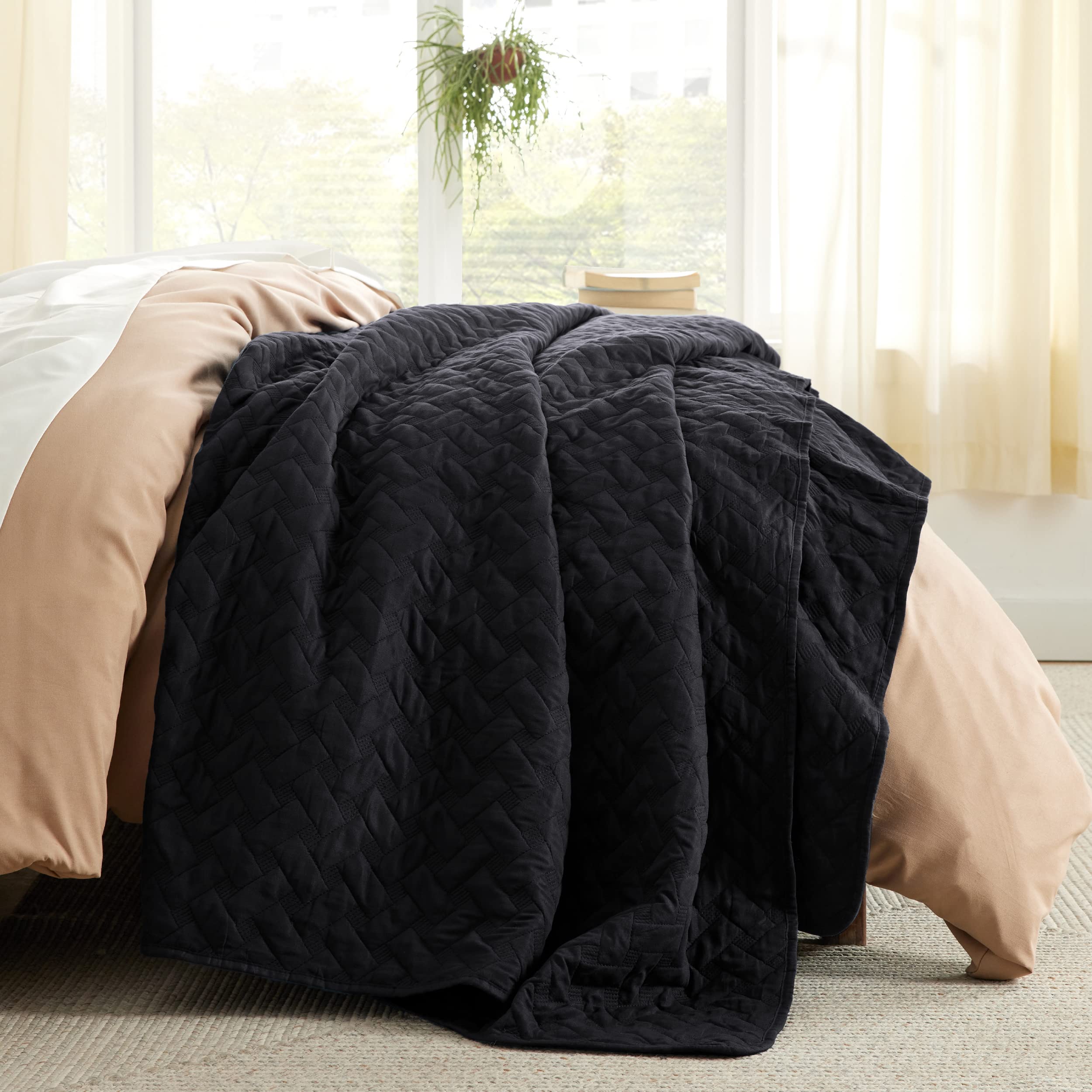 Bedsure quilt features soft brushed fabric for a gentle, cozy feel.